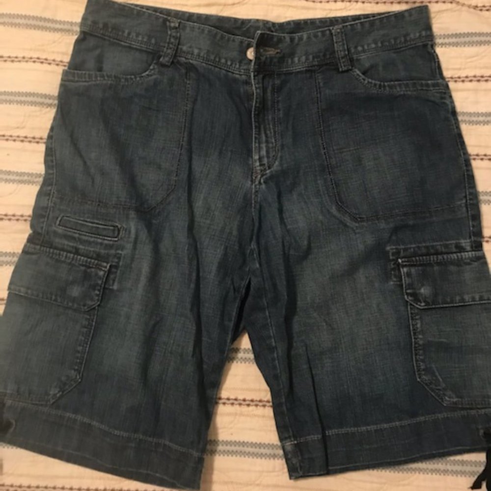 Eddie Bauer shorts
